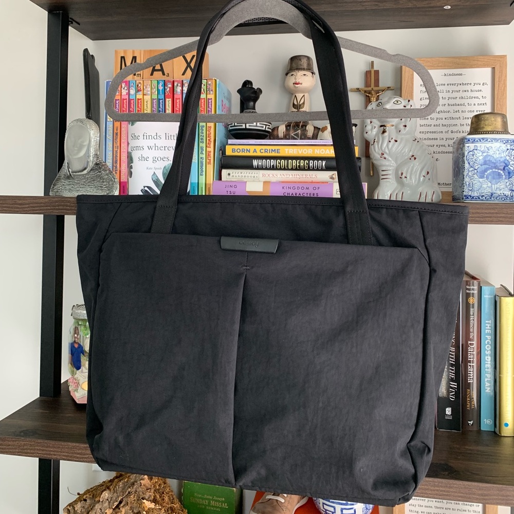 Bellroy Tokyo Black Tote Bag (Unisex, Computer, water bottles, etc.) 12L